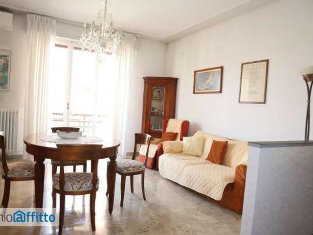 Appartamento arredato con terrazzo Isolotto e legnaia