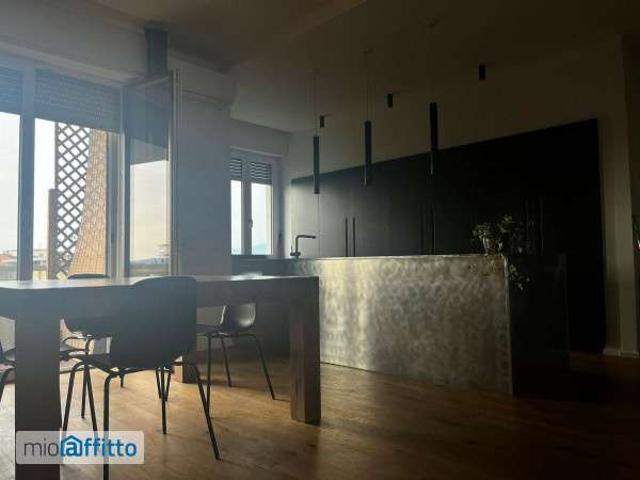 Appartamento arredato con terrazzo Isolotto e legnaia