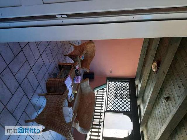 Appartamento arredato con terrazzo Lungomare marconi