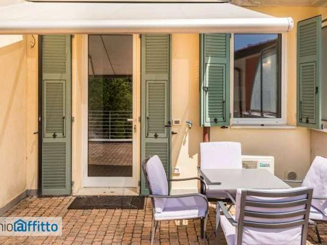 Appartamento arredato con terrazzo La Spezia