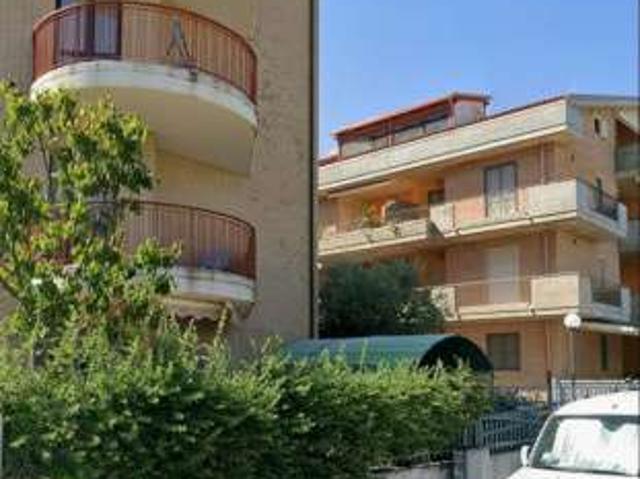 Appartamento arredato con terrazzo Lido campomarino
