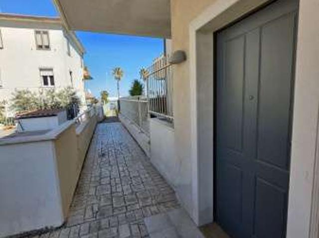 Appartamento arredato con terrazzo Lido di fermo