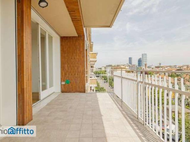 Appartamento arredato con terrazzo P.ta genova, romolo, solari