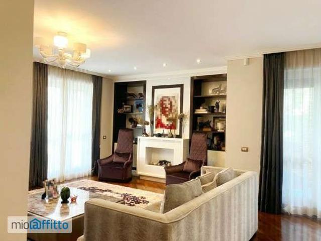 Appartamento arredato con terrazzo P.ta genova, romolo, solari