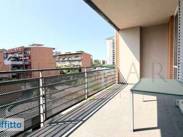 Appartamento arredato con terrazzo P.ta genova, romolo, solari