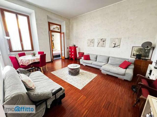 Appartamento arredato con terrazzo P.ta genova, romolo, solari