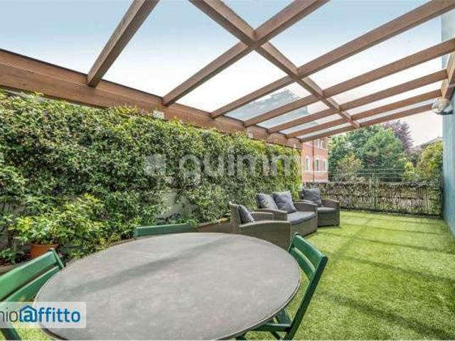 Appartamento arredato con terrazzo P.ta genova, romolo, solari