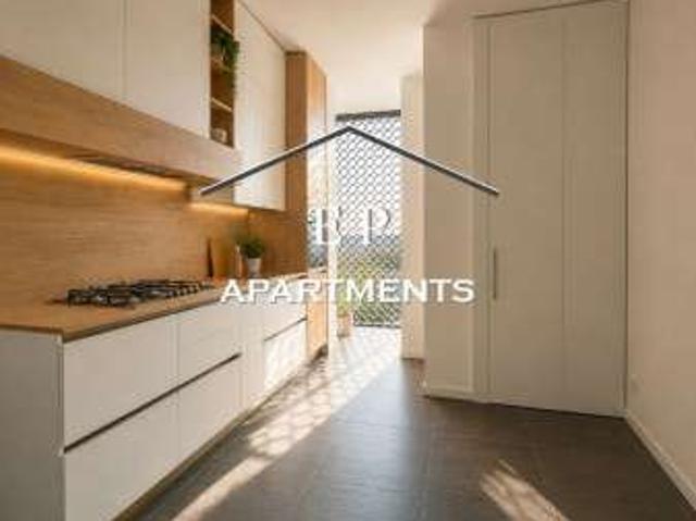 Appartamento arredato con terrazzo P.ta genova, romolo, solari