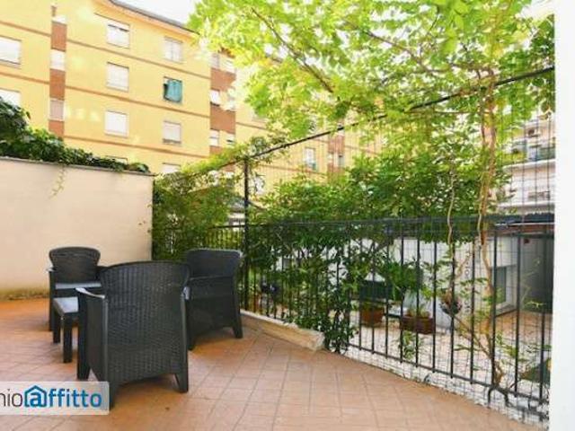 Appartamento arredato con terrazzo P.ta genova, romolo, solari