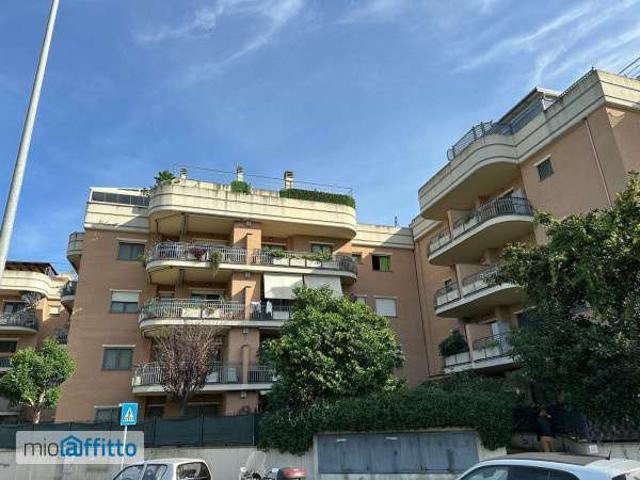 Appartamento arredato con terrazzo Pisana, bravetta, casetta mattei