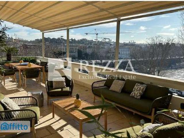 Appartamento arredato con terrazzo Prati, delle vittorie, borgo pio