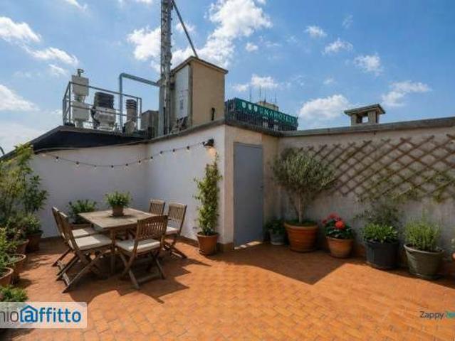 Appartamento arredato con terrazzo Repubblica, stazione centrale