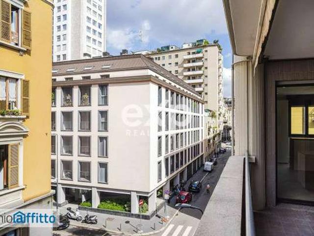 Appartamento arredato con terrazzo Repubblica, stazione centrale