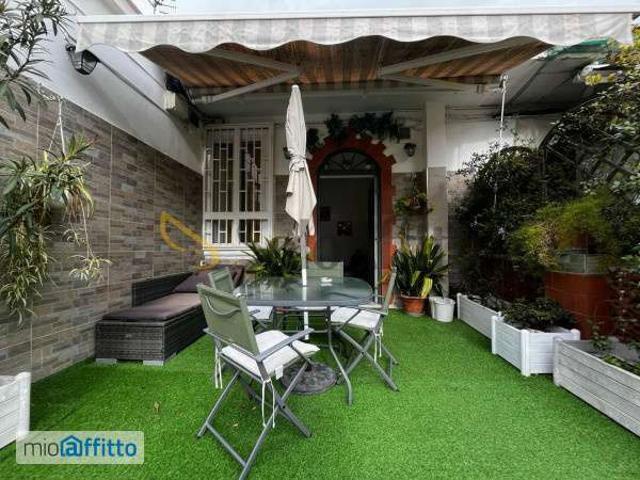 Appartamento arredato con terrazzo Stella