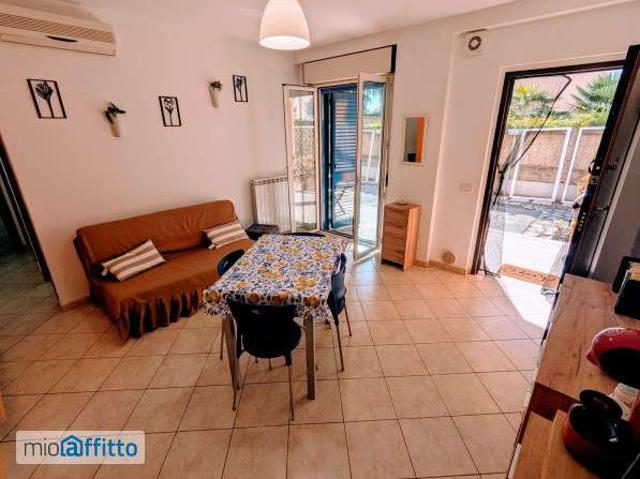 Appartamento arredato con terrazzo Salvo marina