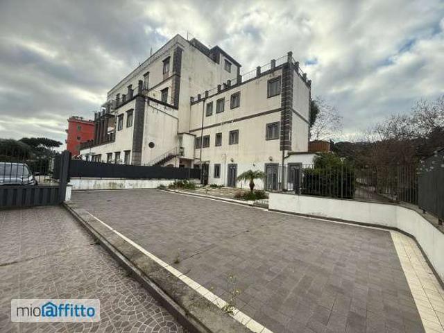 Appartamento arredato con terrazzo San carlo arena