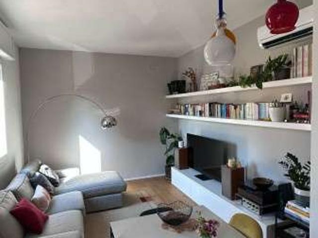 Appartamento arredato con terrazzo San faustino
