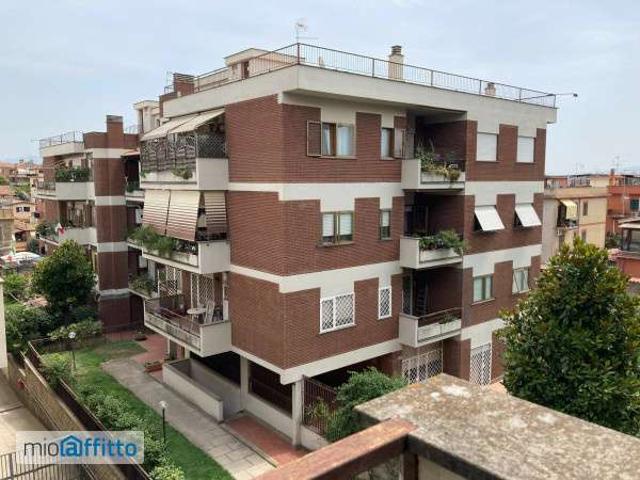 Appartamento arredato con terrazzo Saxarubra, labaro, prima porta