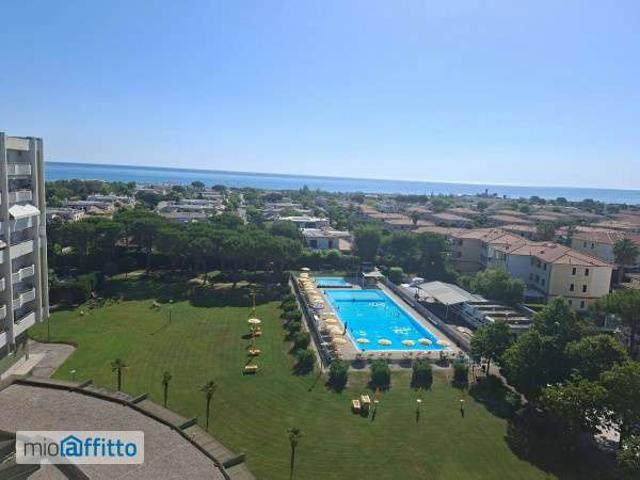 Appartamento arredato con terrazzo Scossicci