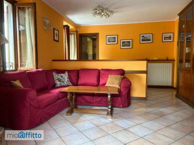 Appartamento arredato con terrazzo Selvino