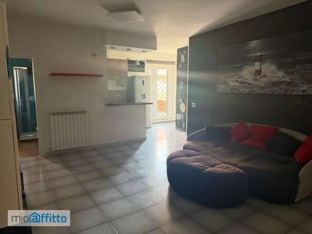 Appartamento arredato con terrazzo Settebagni, salaria