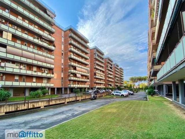 Appartamento arredato con terrazzo Tuscolano, don bosco, cinecittà
