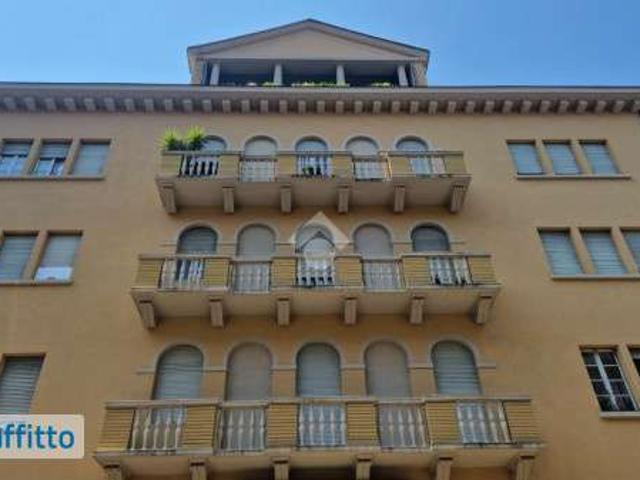 Appartamento arredato con terrazzo Torino