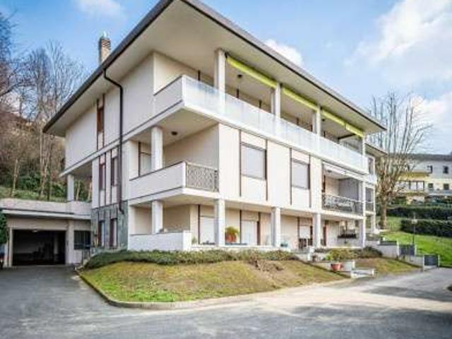 Appartamento arredato con terrazzo Torino