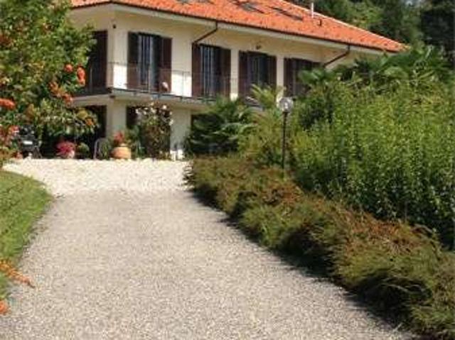 Appartamento arredato con terrazzo Torino