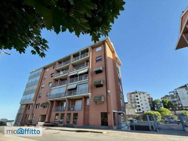 Appartamento arredato con terrazzo Torino