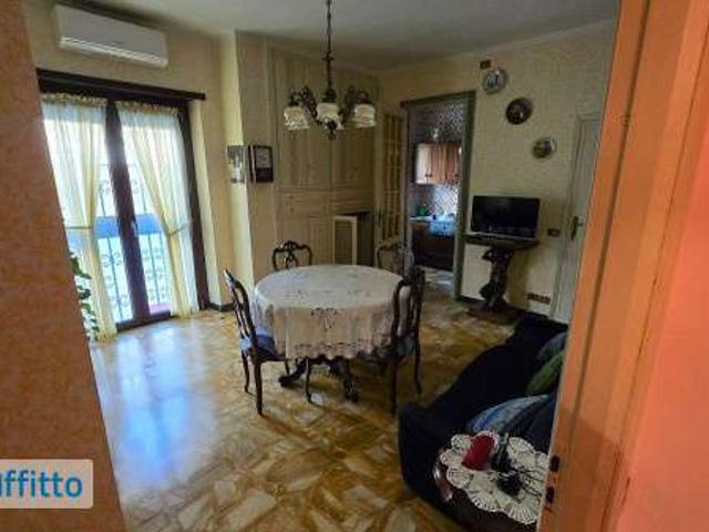 Appartamento arredato con terrazzo Torino
