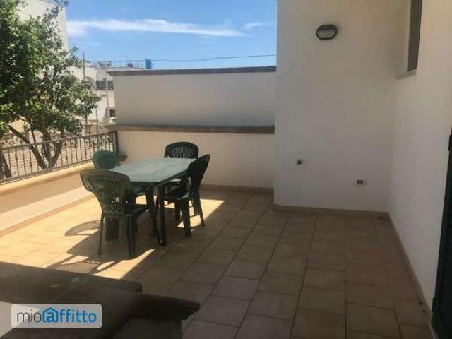 Appartamento arredato con terrazzo Torre pali