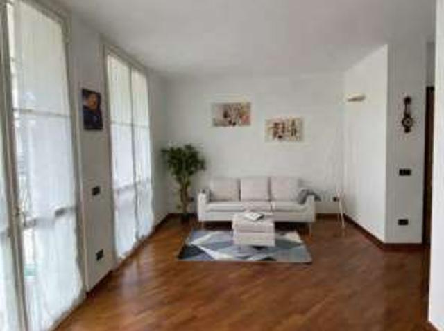Appartamento arredato con terrazzo Trezzano Sul Naviglio