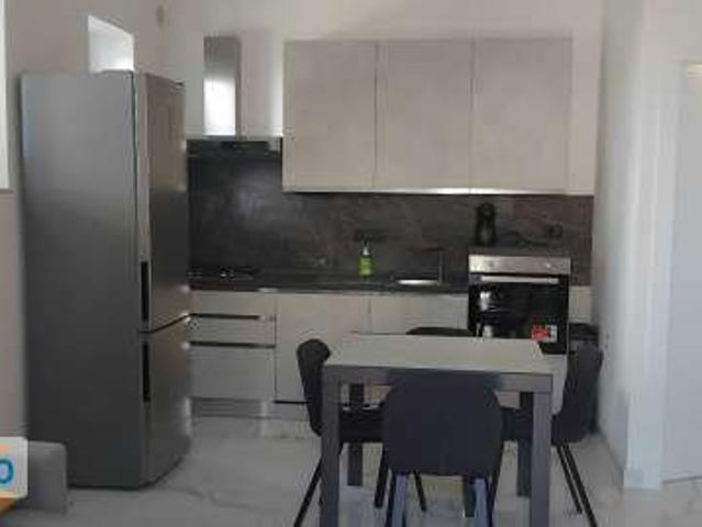 Appartamento arredato con terrazzo Trinità, battifollo