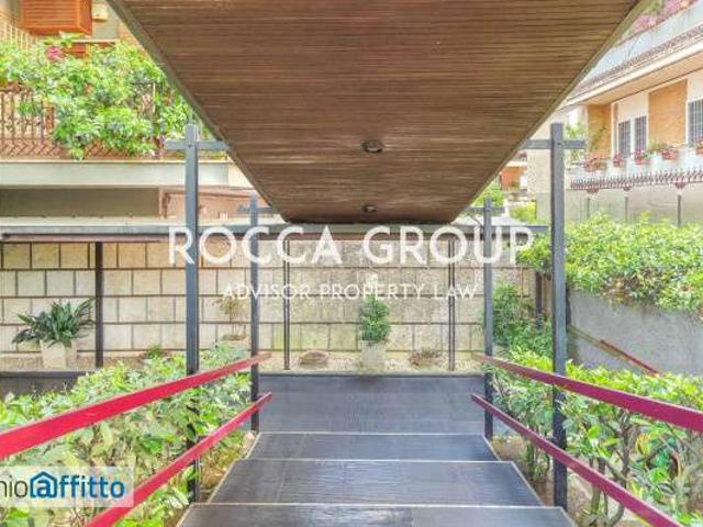 Appartamento arredato con terrazzo Trieste, salario