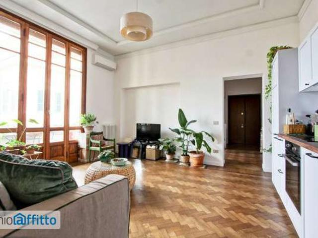 Appartamento arredato con terrazzo Trieste, salario
