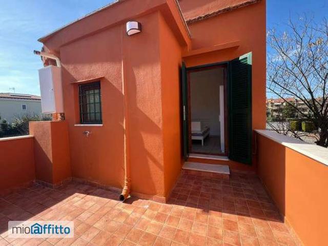 Appartamento arredato con terrazzo Trieste, salario