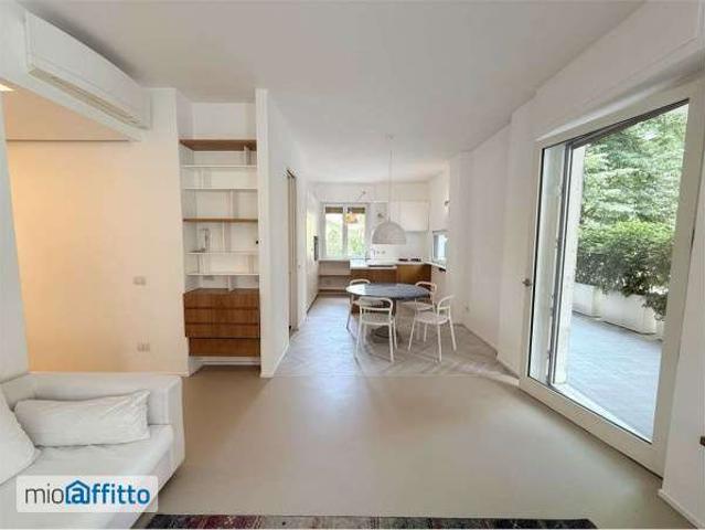 Appartamento arredato con terrazzo V giornate, xxii marzo, porta romana