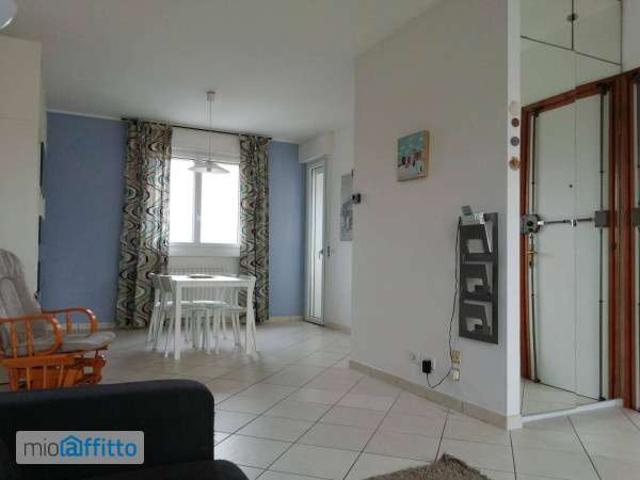 Appartamento arredato con terrazzo Viareggio