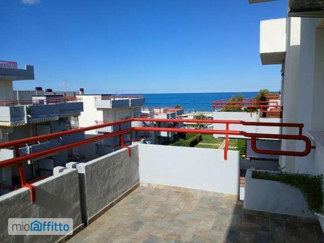 Appartamento arredato con terrazzo Villa rosa