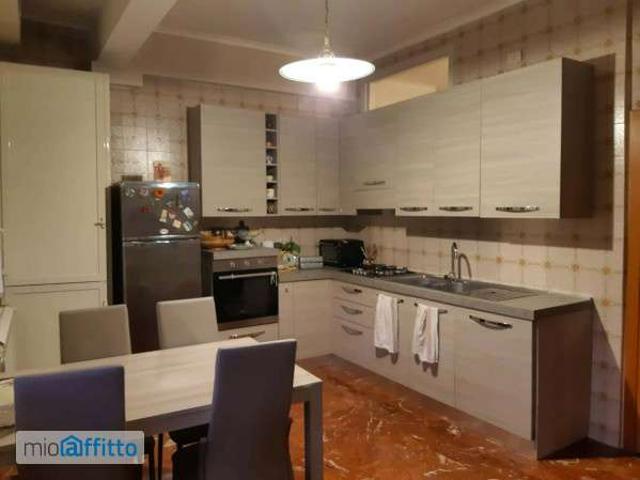 Appartamento arredato con terrazzo Zona industriale