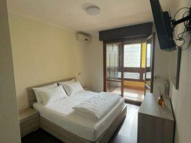 Appartamento arredato con terrazzo Zona industriale