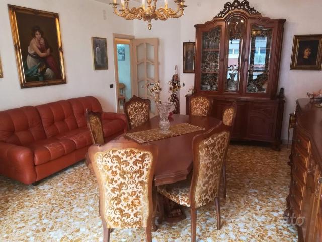 Appartamento arredato con vista mare 75m2
