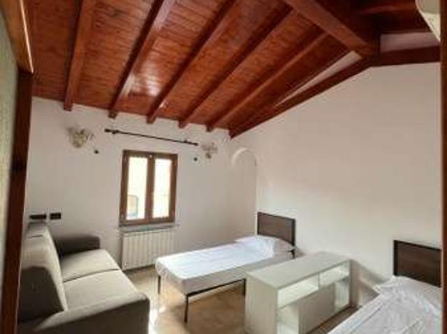 Appartamento arredato Cornigliano