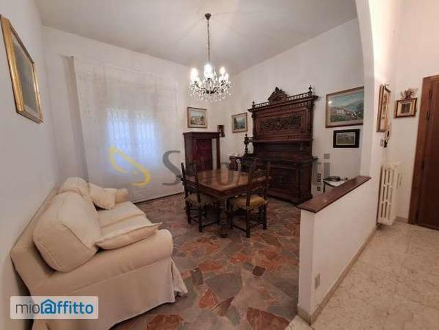 Appartamento arredato Campo di marte