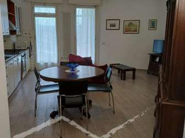 Appartamento arredato Campo di marte
