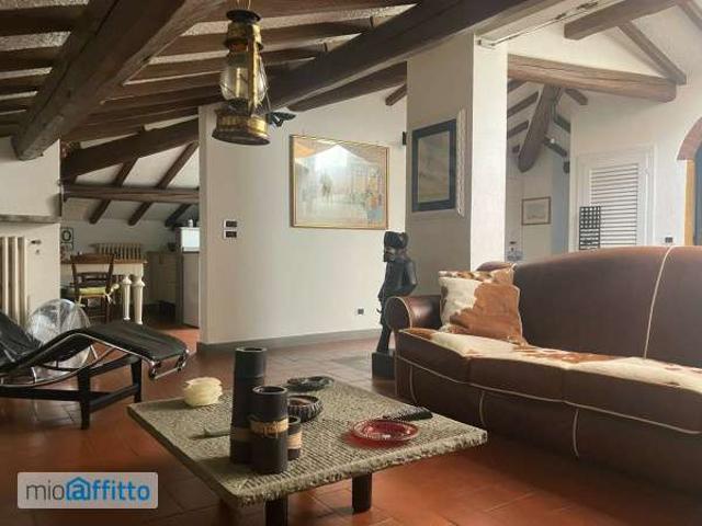 Appartamento arredato Campo di marte