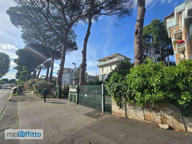 Appartamento arredato Cassia, tomba di nerone, roma