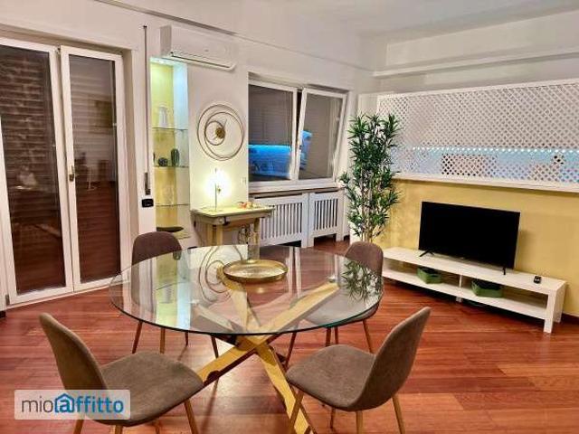 Appartamento arredato Cassia, tomba di nerone, roma