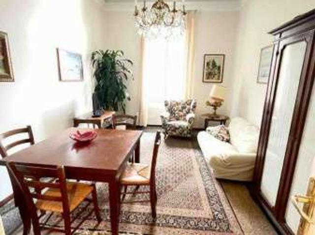 Appartamento arredato Castelletto